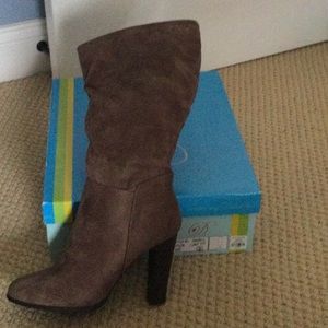 Women tall heel boots